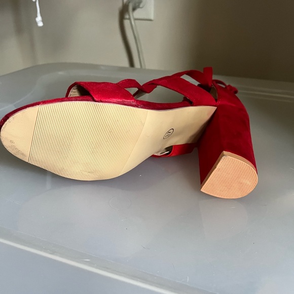 Shoes - Picture 3 of 3